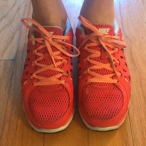 Nike Fit Sole Sneaker